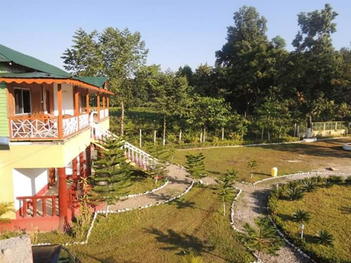 Kadambini Resort Lataguri Buitenkant foto